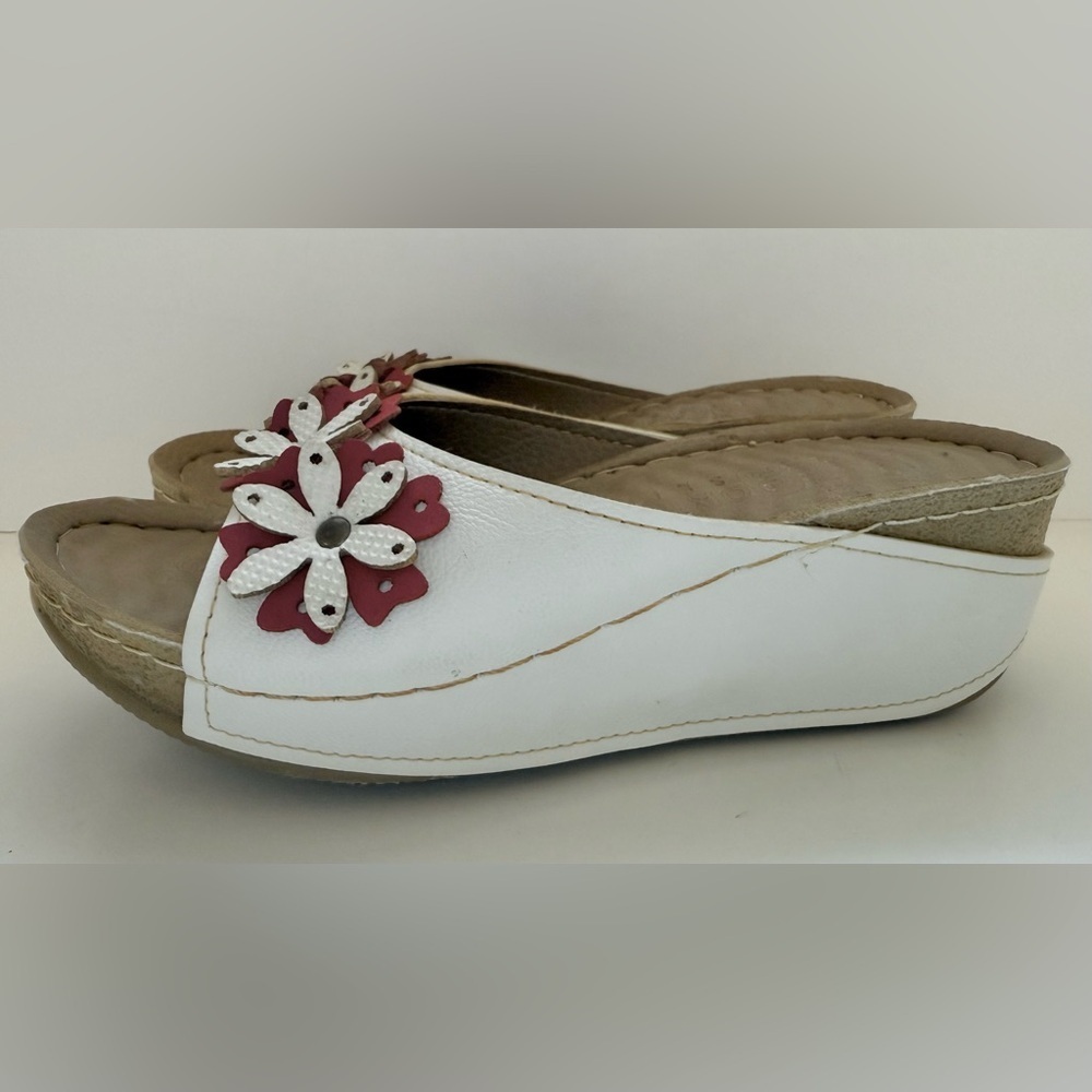 Floral Orthopaedic Slippers - Size 38 worn once indoor - Picture 2 of 8